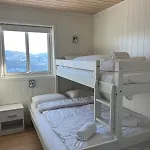 Sauna & Mountain Views - Ski-in Ski-out Luxury Apartment Voss