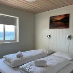Sauna & Mountain Views - Ski-in Ski-out Luxury Apartment *