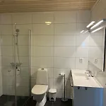 Sauna & Mountain Views - Ski-in Ski-out Luxury Apartment